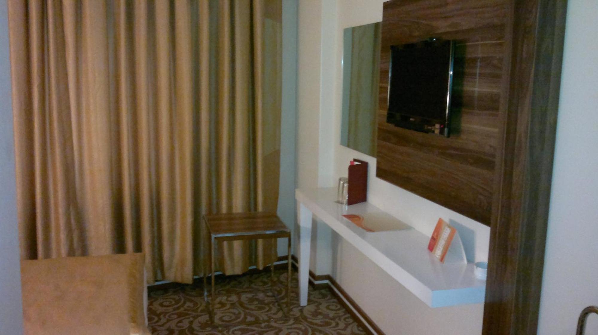 Ozpark Hotel Aksehir Exterior photo