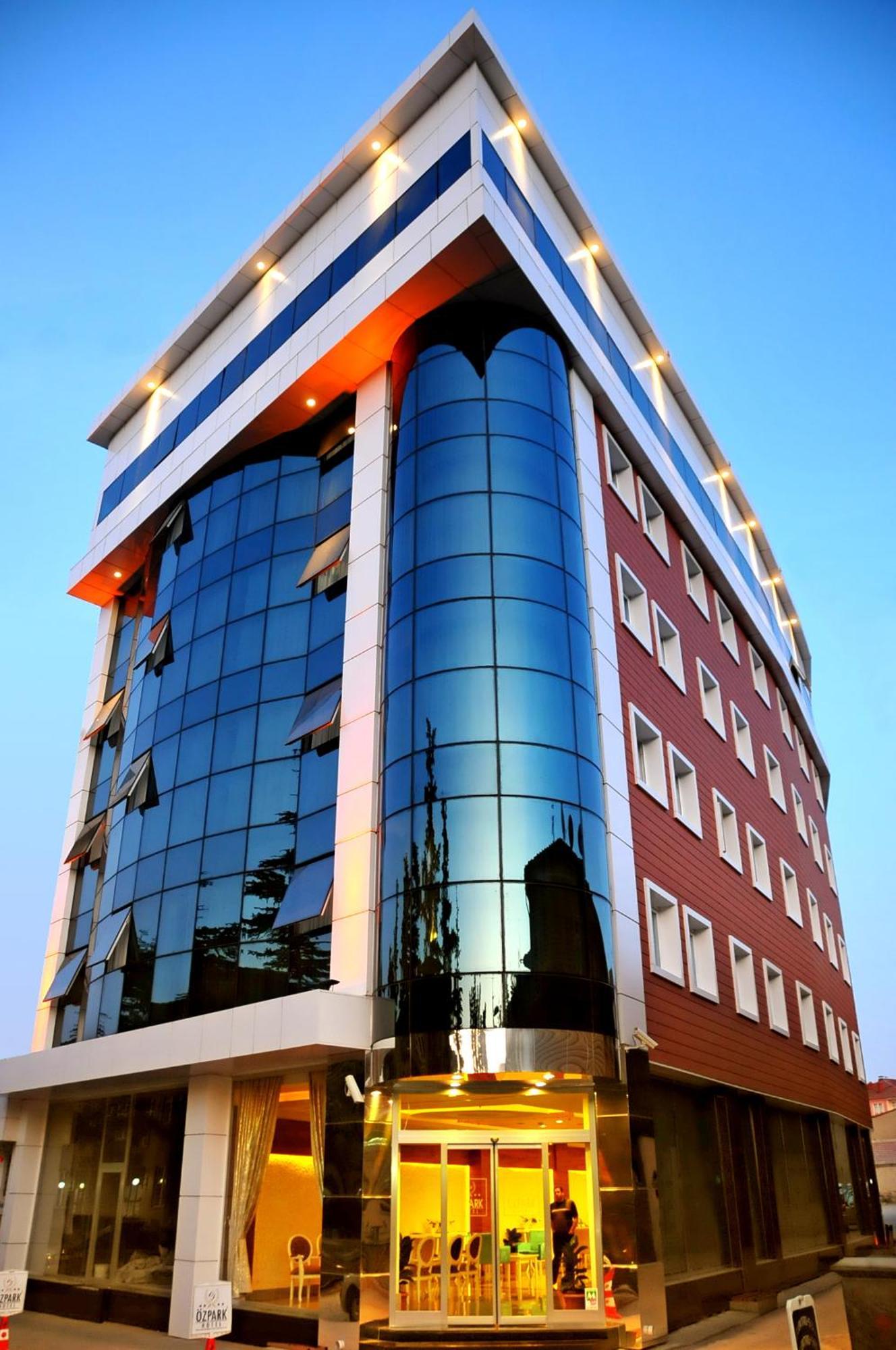 Ozpark Hotel Aksehir Exterior photo