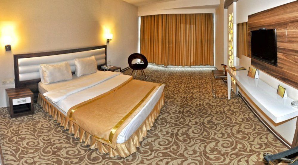 Ozpark Hotel Aksehir Exterior photo